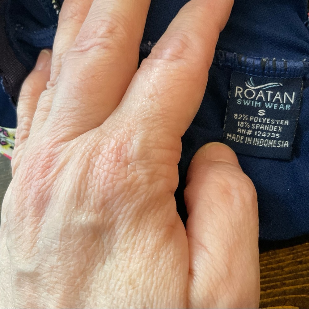 Colorful Patterned Swimsuit - Picture 10 of 11